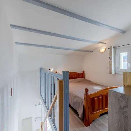 Le Clos Du Par By Interhome