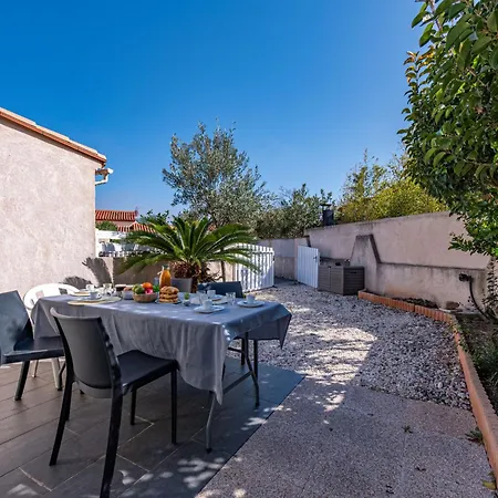Le Clos Du Par By Interhome *