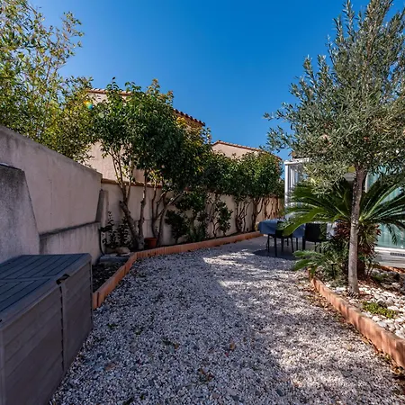 Le Clos Du Par By Interhome Holiday home *