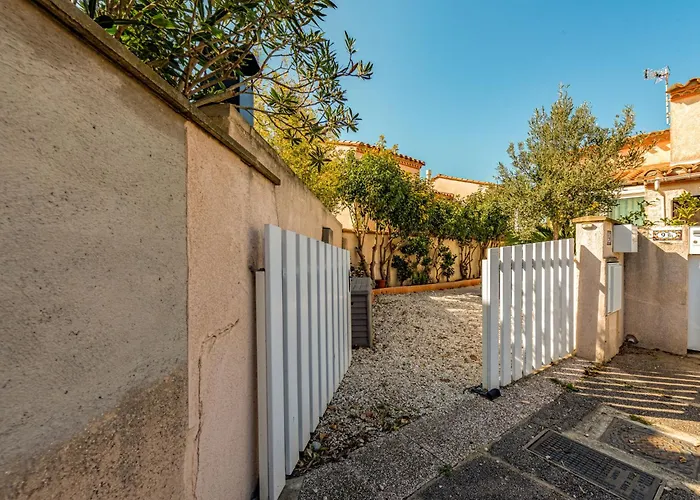 Le Clos Du Par By Interhome *