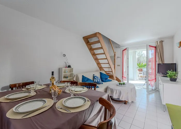 Le Clos Du Par By Interhome 펜션